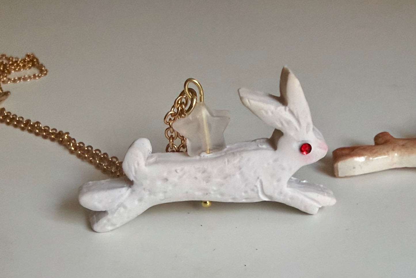 Hopping Around Necklace